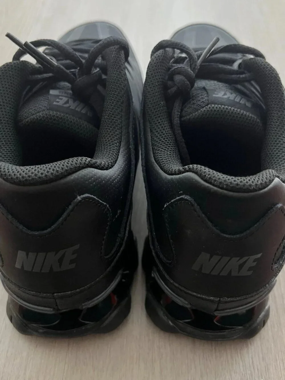 Nike Reax 8 TR Mesh Black Anthracite Black Mens Size 9 621716-008